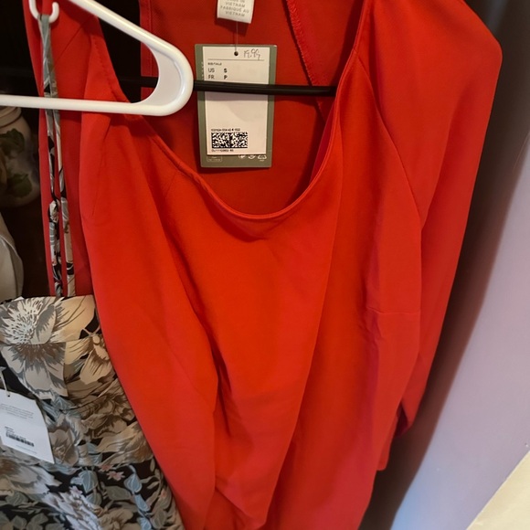 Women’s dresses bundle - Picture 11 of 16